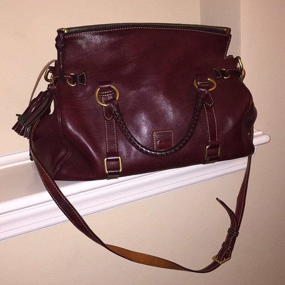 Dooney & Bourke purse